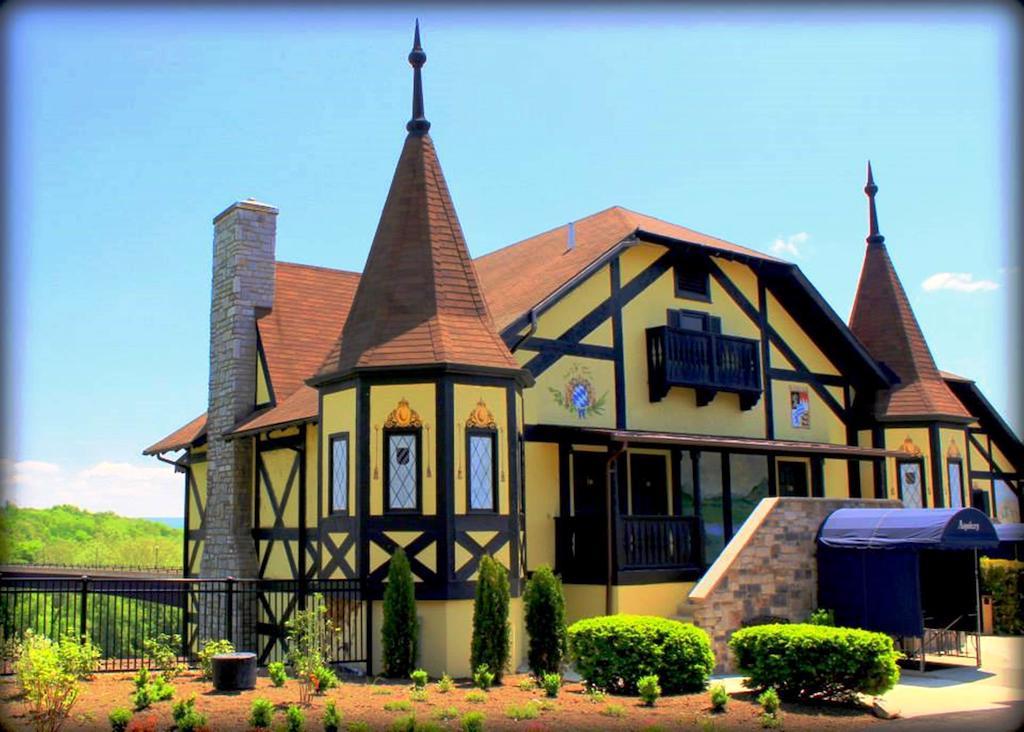 Bavarian Inn เชพเพิร์ดส์ทาวน์ ภายนอก รูปภาพ